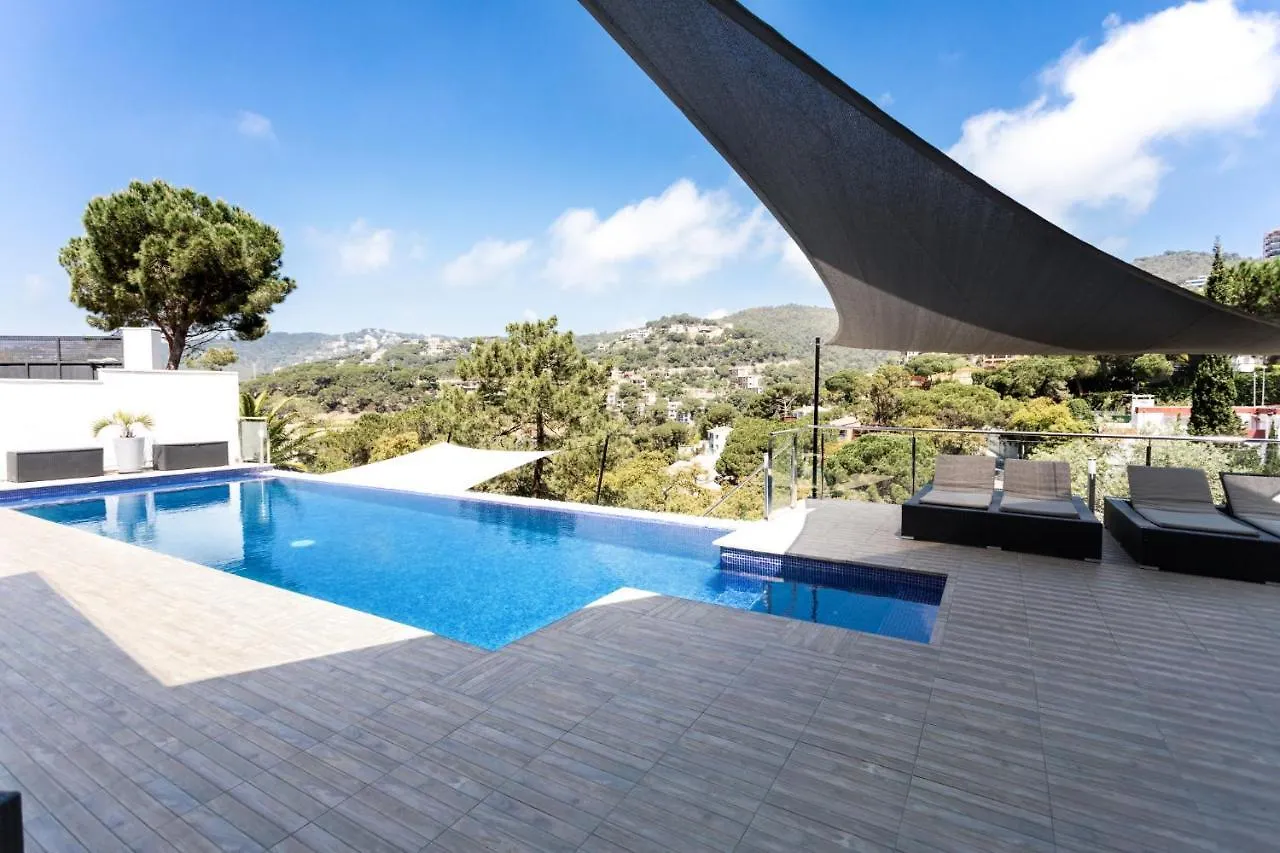 Villa Leeloo - Location Maitikoa Lloret de Mar 0*,  Spain