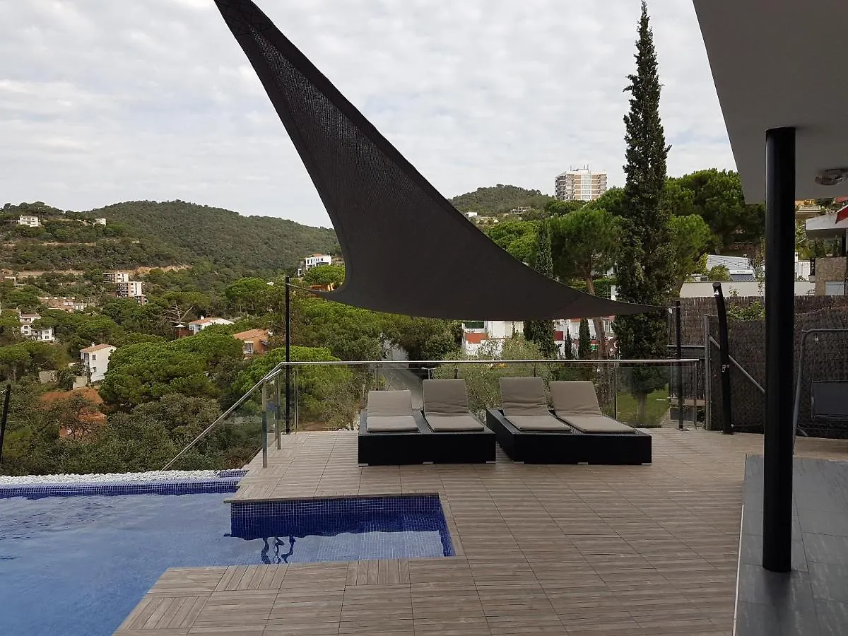 Villa Leeloo - Location Maitikoa Lloret de Mar Spain